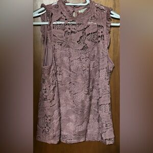 Lily White Lace Top in Dusty Rose